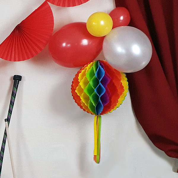 Boule alvéolée arc en ciel décoration anniversaire cirque fête foraine