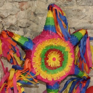 pinata-etoile-multicolore
