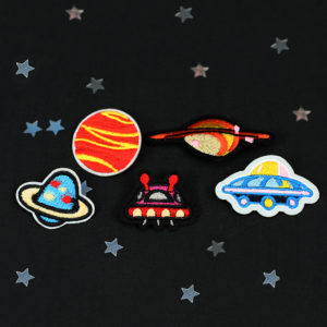 Badges broches espace