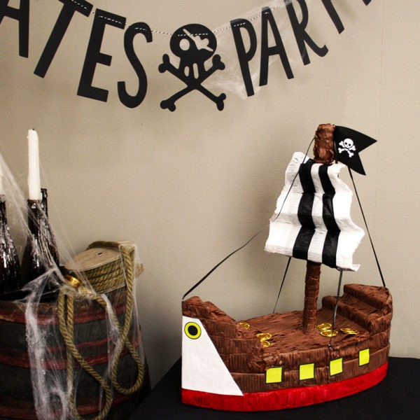 Pinata bateau pirate