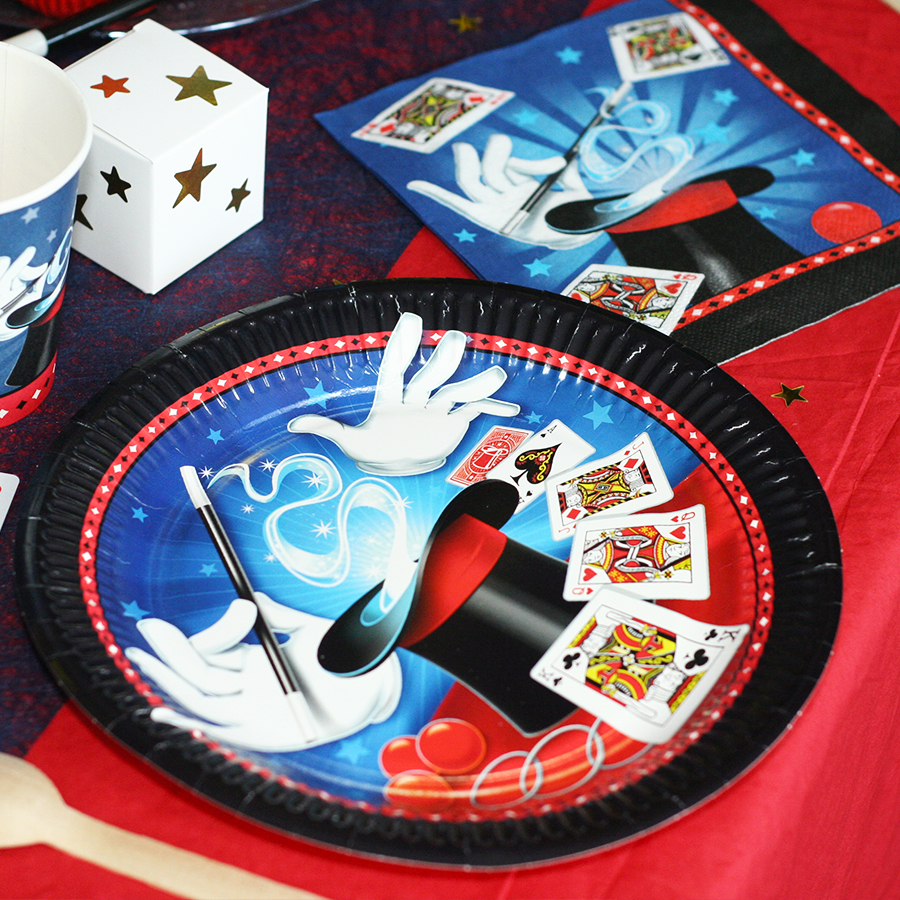 Serviettes cartes à jouer anniversaire thème magie