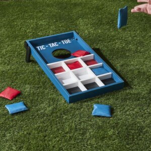 Jeu de lancer et Tic-Tac-Toe